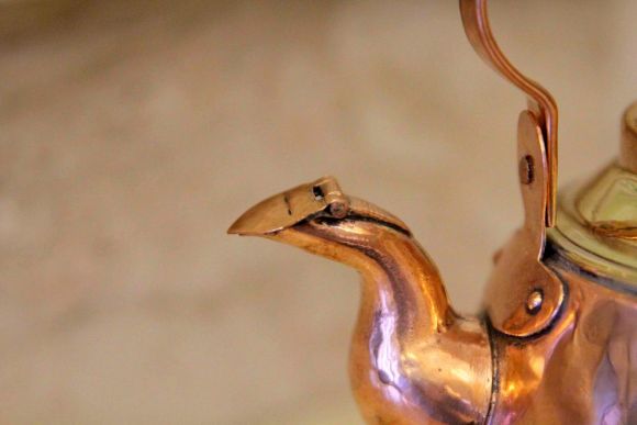 Превосходный комбинированный чайник с крышечкой на носике