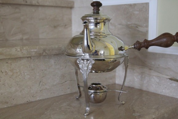 Старинная посеребренная бульотка. Европа. Середина 20 века