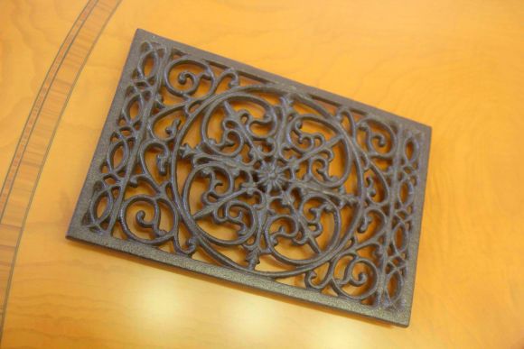 Ажурная винтажная подставка под горячее