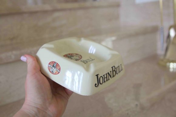 Брутальная пепельница John Bull Pub