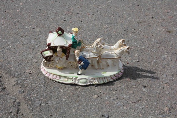 Антикварная, красивая фарфоровая статуэтка. Европа. Середина 20 века