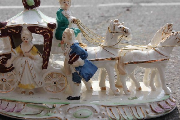 Антикварная, красивая фарфоровая статуэтка. Европа. Середина 20 века