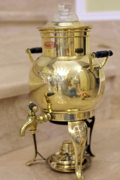 Самовар - бульотка из латуни. 1911 года. Клейма. Полировка