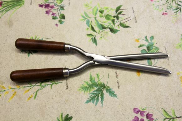 Щипцы для завивки волос