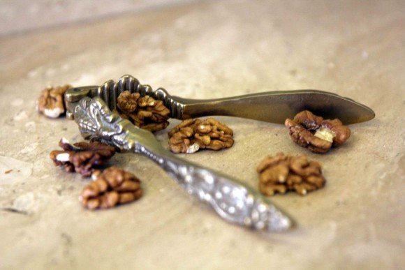 Старинная вещь для коллекционеров орехокол. Европа. Начало 20века