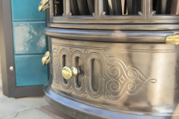 Шикарная старинная печь-камин. Без потерь. Европа. Конец 19 века