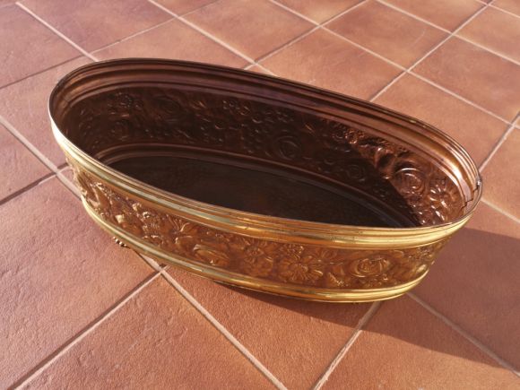 Роскошное латунное старинное кашпо Розы.Начало 20 века