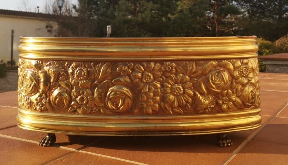 Роскошное латунное старинное кашпо Розы.Начало 20 века