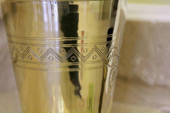 Невероятное латунное кашпо, ваза для цветов или ведро для шампанского