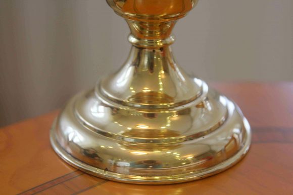Изящная антикварная керосиновая лампа. Европа. Начало 20 века