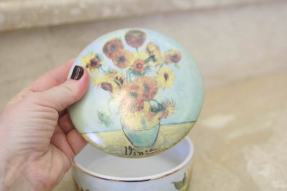 Фарфоровая шкатулка GOEBEL V.van Gogh