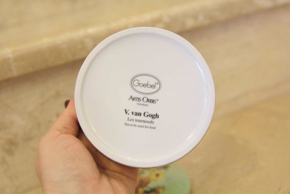 Фарфоровая шкатулка GOEBEL V.van Gogh