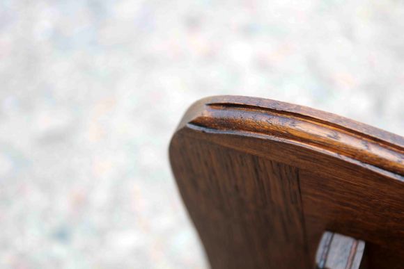 Деревянная вешалка с двумя полками и прекрасной резьбой