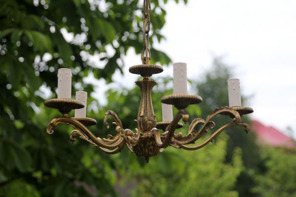 Большая бронзовая люстра