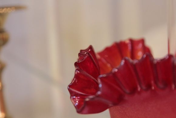 Эксклюзивная, старинная, керосиновая лампа. Франция 