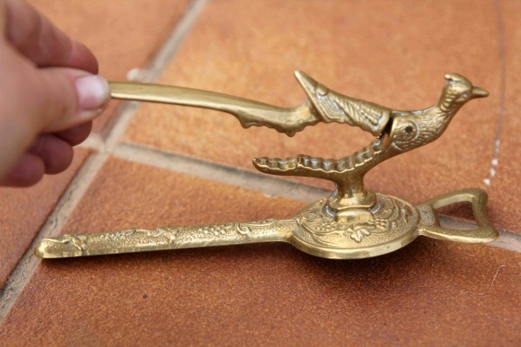 Винтажная открывалка - орехокол ФАЗАН 