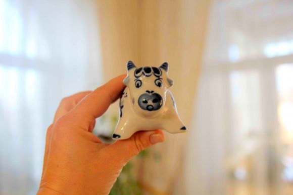 Винтажные фарфоровые бычки Гжель 