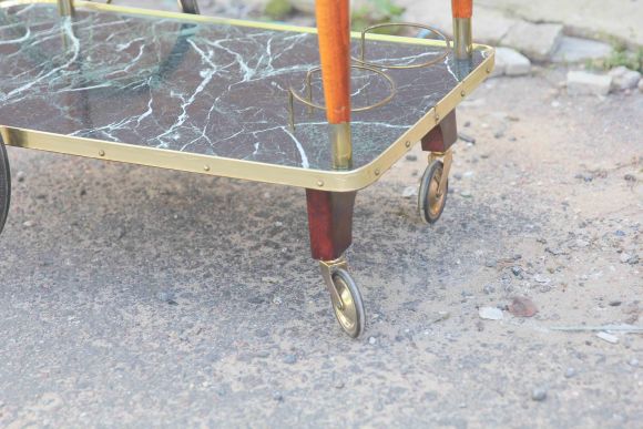 Винтажный сервировочный столик на колесиках