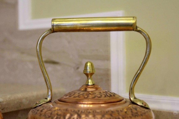 Винтажный огромный чайник. Медь. Чеканка. Ручная работа