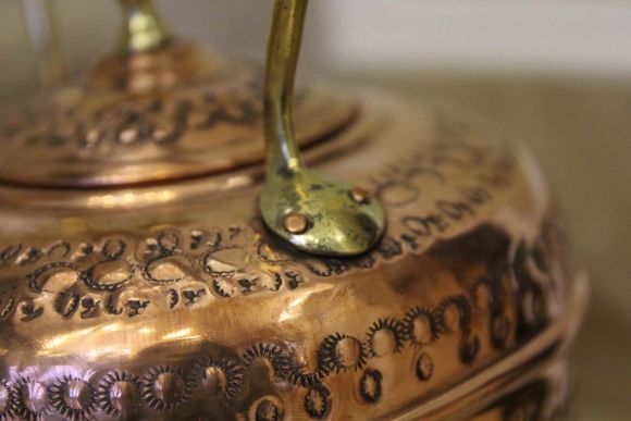Винтажный огромный чайник. Медь. Чеканка. Ручная работа