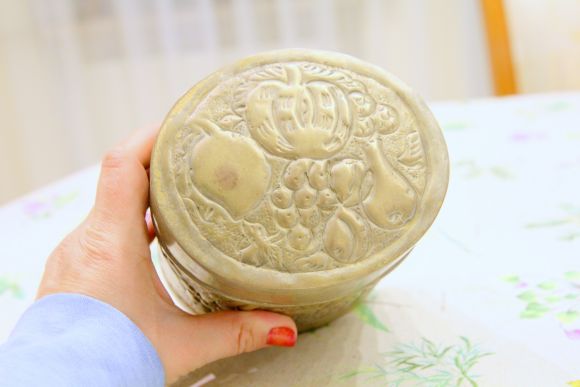 Замечательная латунная шкатулочка овальная форма