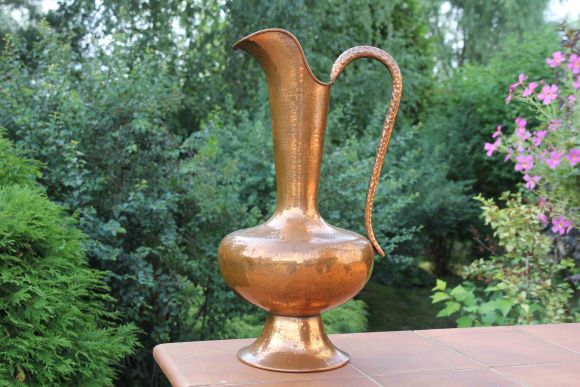 Большой красивый медный кувшин. Европа. Начало 20 века