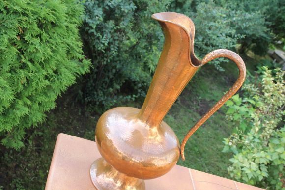 Большой красивый медный кувшин. Европа. Начало 20 века