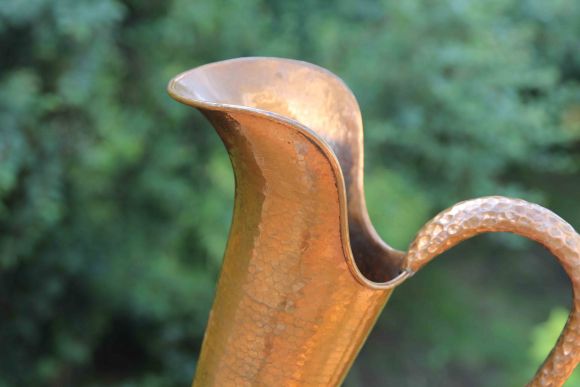 Большой красивый медный кувшин. Европа. Начало 20 века