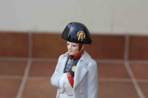 Антикварная фарфоровая статуэтка Наполеон. Европа.Середина 20 века