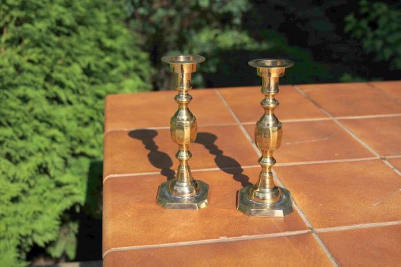 Тяжелые парные антикварные подсвечники
