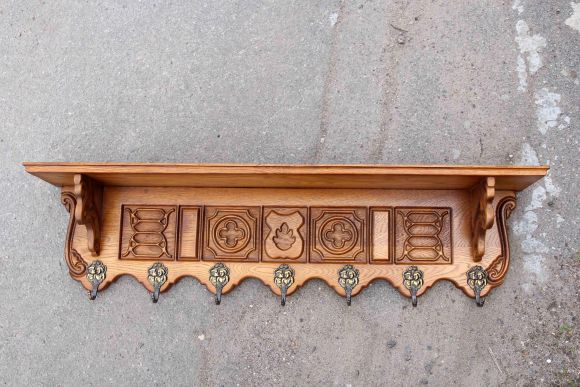  Очень интересная, антикварная вешалка