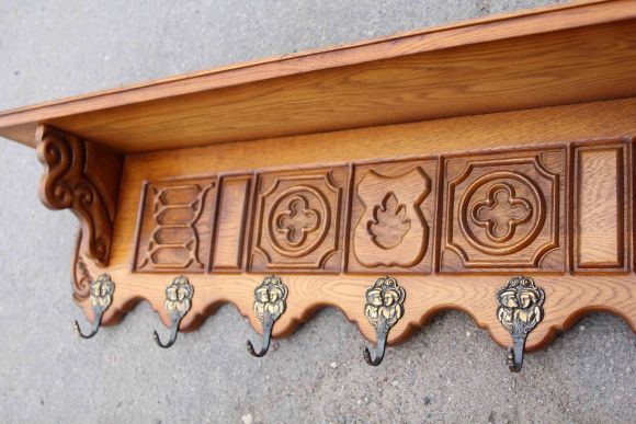  Очень интересная, антикварная вешалка