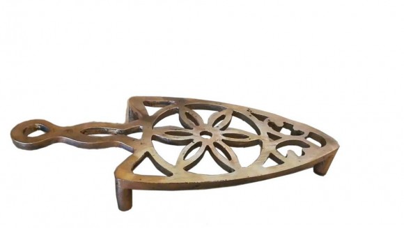 латунная литая подставка под утюг. Идеальное состояние. Середина 20 в