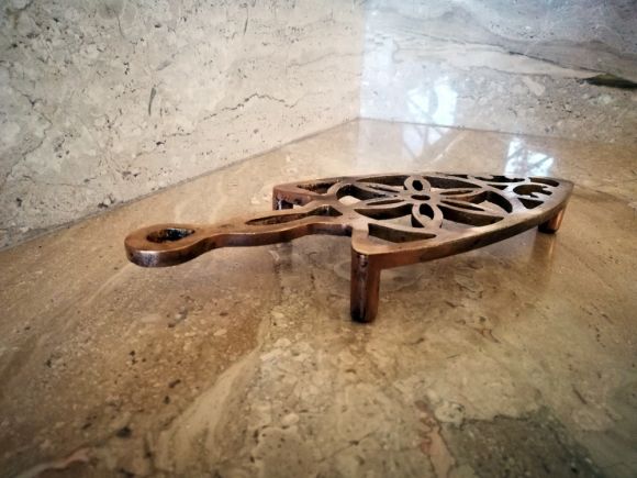 латунная литая подставка под утюг. Идеальное состояние. Середина 20 в