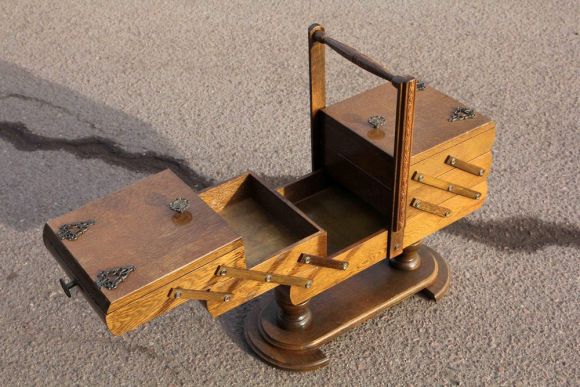 Винтажный сундучок для рукоделия из дуба