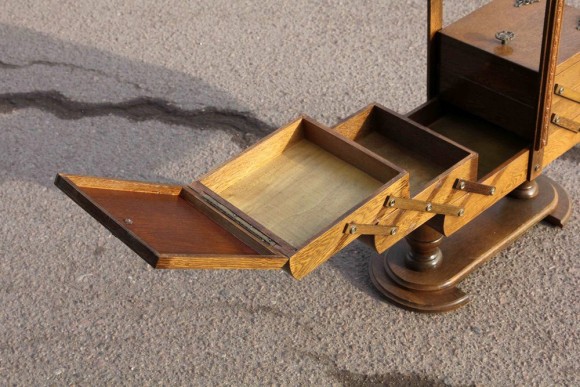 Винтажный сундучок для рукоделия из дуба