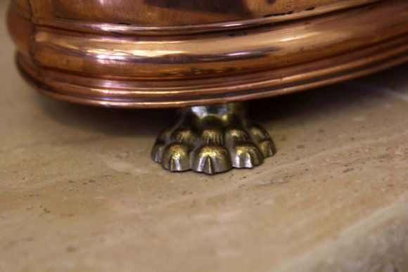 Медная подставка для зонтов, мехов, каминных принадлежностей