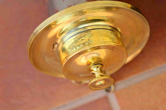 Старинная вьюшка - самоварная заглушка для печи 