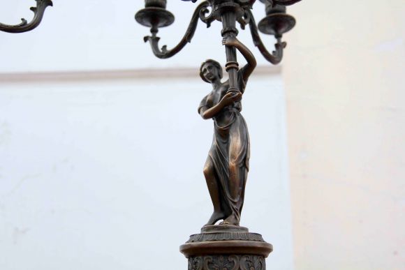 Огромные парные канделябры из бронзы.