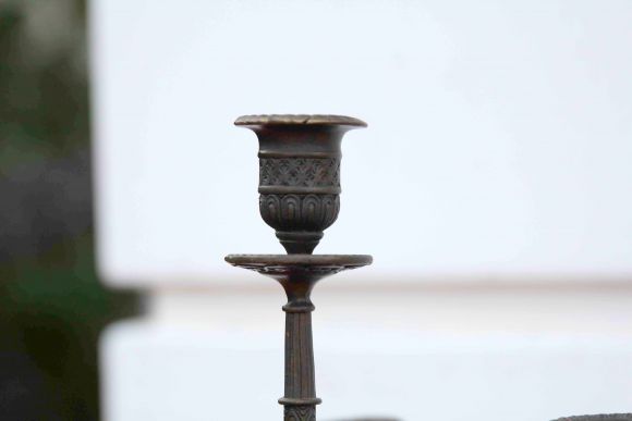 Огромные парные канделябры из бронзы.