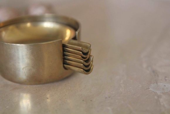 Старинные латунные маленькие тарелочки. Европа. Начало 20 века