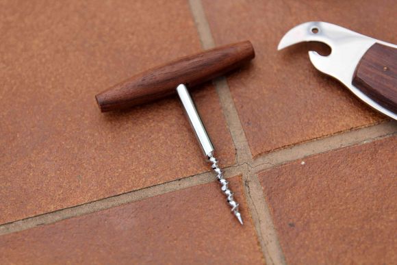 Интересная открывалка - штопор - нож