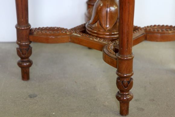 Старинный резной столик из массива