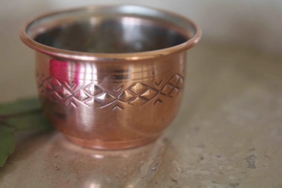 Интересная, небольшая чаша-пиала из меди. Европа.Начало 20 века