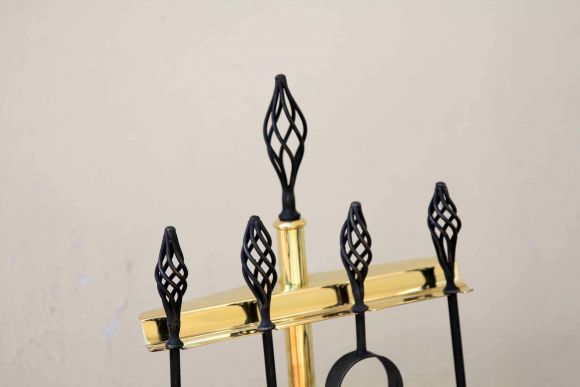 Симпатичный антикварный наборчик для камина