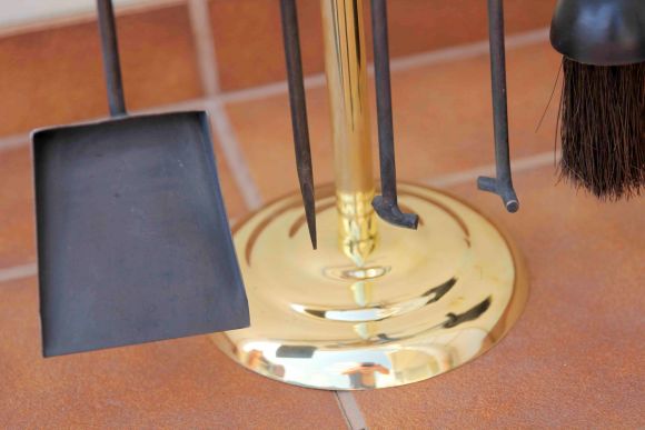 Симпатичный антикварный наборчик для камина