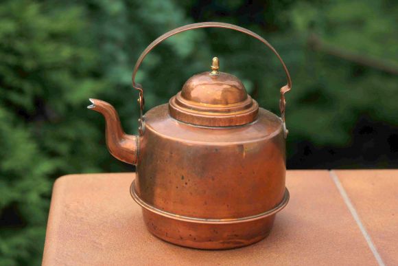 Двух литровый медный чайник
