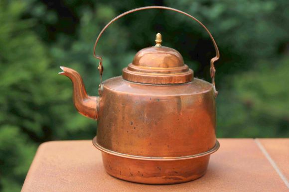 Двух литровый медный чайник