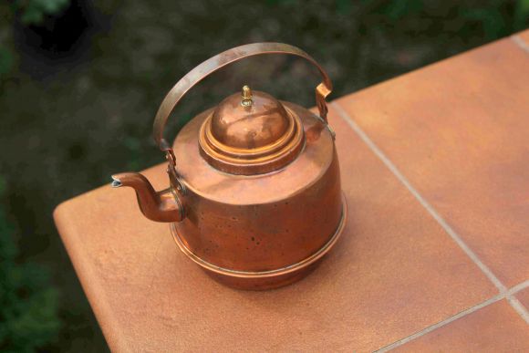 Двух литровый медный чайник