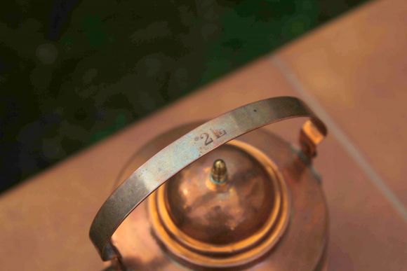 Двух литровый медный чайник